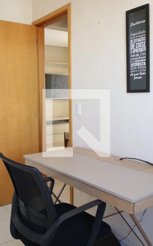 Apartamento para alugar com 75m², 2 quartos e 2 vagasQuarto/Escritório