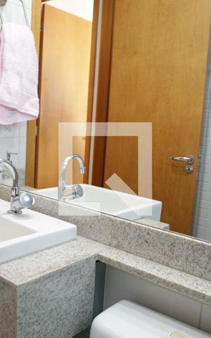 Apartamento para alugar com 75m², 2 quartos e 2 vagasBanheiro Social