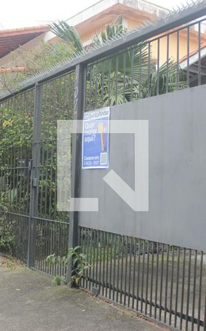 Casa à venda com 180m², 4 quartos e 3 vagasFachada