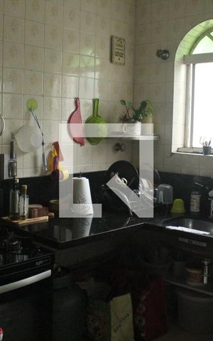 Casa à venda com 180m², 4 quartos e 3 vagasCozinha