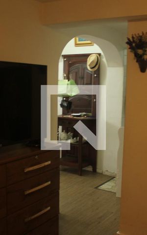 Casa à venda com 180m², 4 quartos e 3 vagasSala