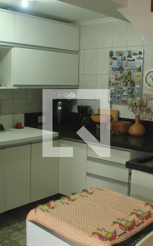 Casa à venda com 180m², 4 quartos e 3 vagasCozinha