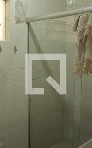 Casa à venda com 180m², 4 quartos e 3 vagasBanheiro