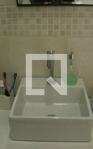 Casa à venda com 180m², 4 quartos e 3 vagasBanheiro