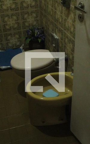 Casa à venda com 180m², 4 quartos e 3 vagasBanheiro