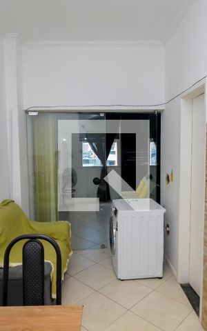 Studio à venda com 40m², 1 quarto e sem vaga Studio à venda com 40m², 1 quarto e sem vagaSala