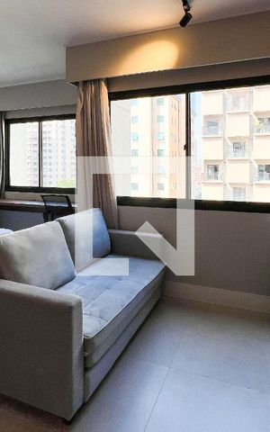 Studio à venda com 27m², 1 quarto e 1 vaga Studio à venda com 27m², 1 quarto e 1 vagaStudio