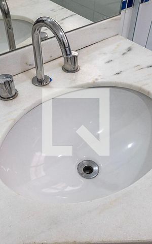 Apartamento à venda com 124m², 3 quartos e 1 vaga Apartamento à venda com 124m², 3 quartos e 1 vagaBanheiro