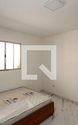 Casa para alugar com 36m², 1 quarto e 1 vaga Casa para alugar com 36m², 1 quarto e 1 vagaQuarto