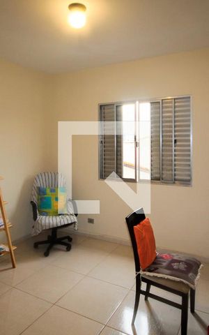 Casa à venda com 305m², 6 quartos e 7 vagasPiso 1: Quarto 3