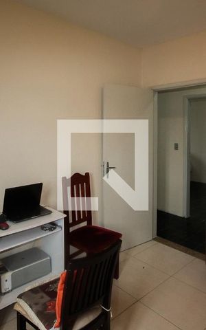 Casa à venda com 305m², 6 quartos e 7 vagasPiso 1: Quarto 3