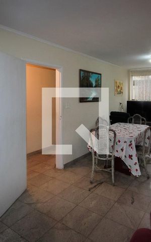 Casa à venda com 305m², 6 quartos e 7 vagasPiso -1: Sala