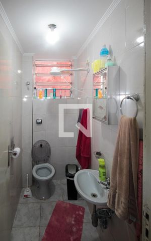 Casa à venda com 305m², 6 quartos e 7 vagasPiso -1: Banheiro