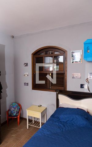 Casa à venda com 330m², 3 quartos e 3 vagasQuarto 3