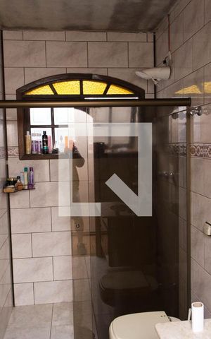 Casa à venda com 330m², 3 quartos e 3 vagasBanheiro Social