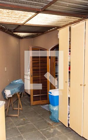 Casa à venda com 330m², 3 quartos e 3 vagasÁrea de Serviço