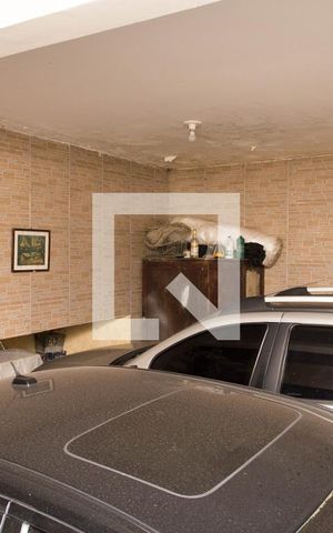 Casa à venda com 330m², 3 quartos e 3 vagasGaragem