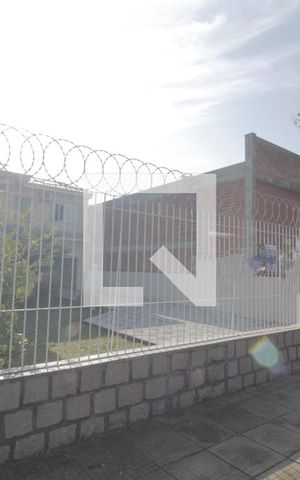 Casa à venda com 180m², 4 quartos e 4 vagasFachada