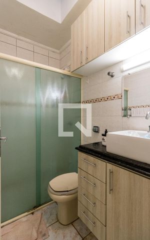 Casa à venda com 106m², 2 quartos e 1 vaga Casa à venda com 106m², 2 quartos e 1 vagaBanheiro 2