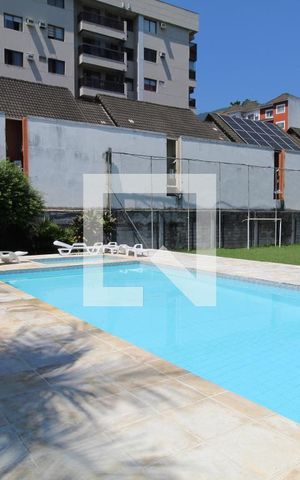 Apartamento à venda com 300m², 5 quartos e 3 vagasÁrea comum - Piscina