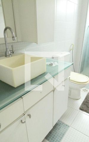 Apartamento à venda com 300m², 5 quartos e 3 vagasBanheiro social
