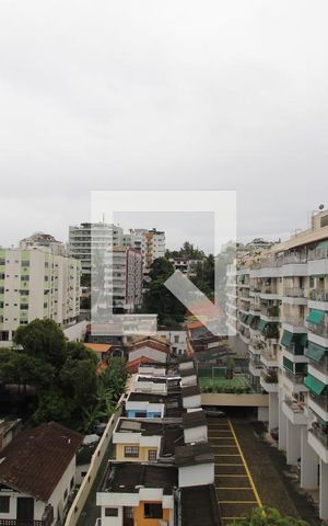 Apartamento à venda com 300m², 5 quartos e 3 vagasTerraço - Vista