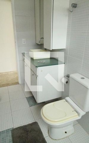 Apartamento à venda com 300m², 5 quartos e 3 vagasBanheiro social