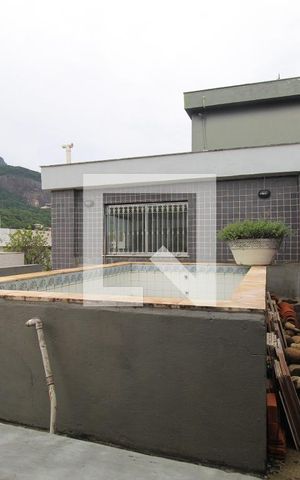 Apartamento à venda com 300m², 5 quartos e 3 vagasTerraço - Piscina