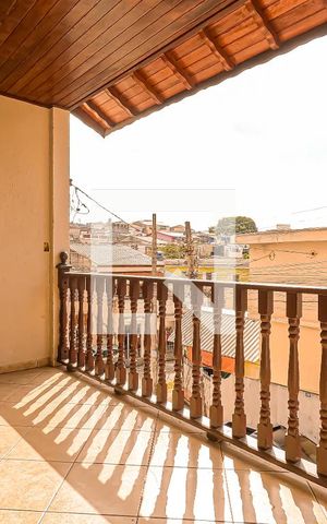 Casa à venda com 210m², 3 quartos e 5 vagas Casa à venda com 210m², 3 quartos e 5 vagasVaranda da Sala