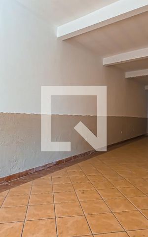 Casa à venda com 210m², 3 quartos e 5 vagas Casa à venda com 210m², 3 quartos e 5 vagasGaragem