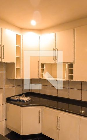 Casa à venda com 210m², 3 quartos e 5 vagas Casa à venda com 210m², 3 quartos e 5 vagasCozinha