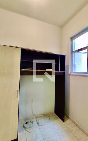 Apartamento para alugar com 96m², 3 quartos e sem vaga Apartamento para alugar com 96m², 3 quartos e sem vagaQuarto serviço