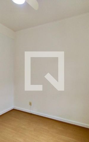 Apartamento para alugar com 96m², 3 quartos e sem vaga Apartamento para alugar com 96m², 3 quartos e sem vagaQuarto