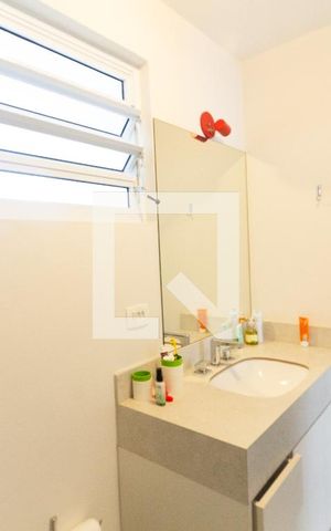 Apartamento à venda com 152m², 3 quartos e 1 vaga Apartamento à venda com 152m², 3 quartos e 1 vagaBanheiro