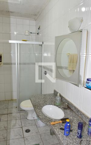 Casa à venda com 150m², 2 quartos e 3 vagasBanheiro