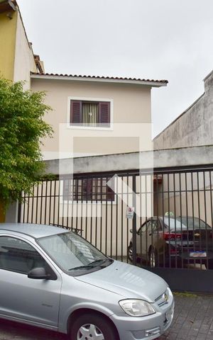 Casa à venda com 150m², 2 quartos e 3 vagasFachada