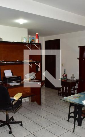 Casa à venda com 150m², 2 quartos e 3 vagasSala