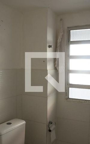 Casa para alugar com 80m², 2 quartos e sem vagaBanheiro