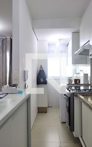 Apartamento à venda com 54m², 2 quartos e 1 vagaCozinha e Área de Serviço
