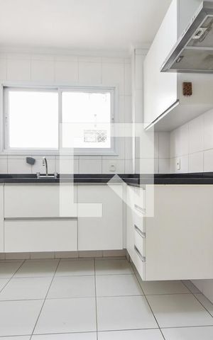 Apartamento para alugar com 96m², 3 quartos e 2 vagasCozinha 
