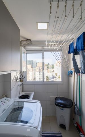 Apartamento à venda com 47m², 2 quartos e 1 vaga Apartamento à venda com 47m², 2 quartos e 1 vagaCozinha e Área de Serviço