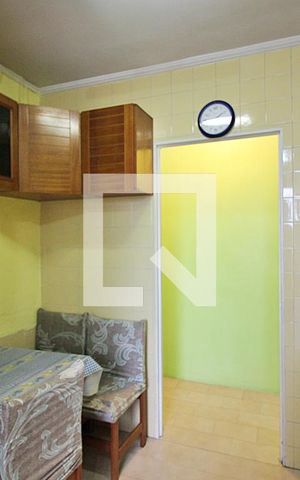 Apartamento à venda com 98m², 2 quartos e 1 vagaCozinha