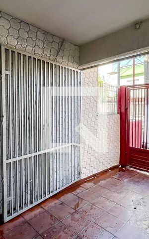 Casa à venda com 149m², 3 quartos e 2 vagas Casa à venda com 149m², 3 quartos e 2 vagasÁrea Comum