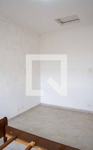 Casa à venda com 385m², 6 quartos e 2 vagasQuarto 3