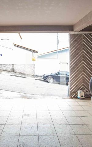 Casa à venda com 385m², 6 quartos e 2 vagasGaragem