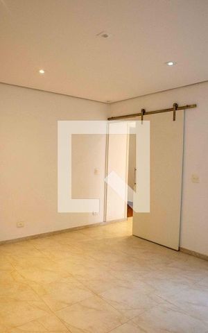 Casa à venda com 385m², 6 quartos e 2 vagasQuarto Suíte