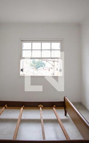 Casa à venda com 385m², 6 quartos e 2 vagasQuarto 3