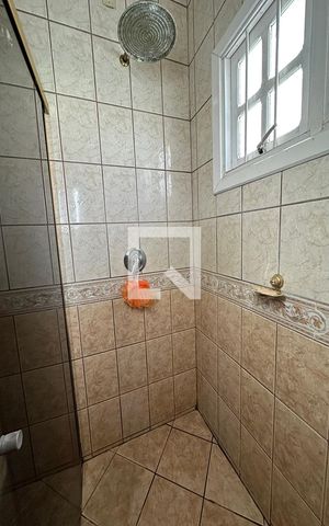 Casa para alugar com 180m², 2 quartos e 2 vagasBox do Banheiro