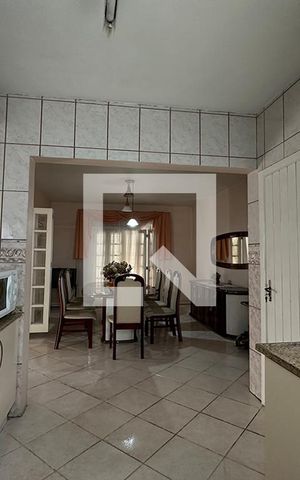 Casa para alugar com 180m², 2 quartos e 2 vagasCozinha