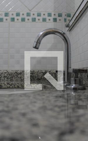 Apartamento para alugar com 60m², 1 quarto e sem vagaBanheiro torneira 